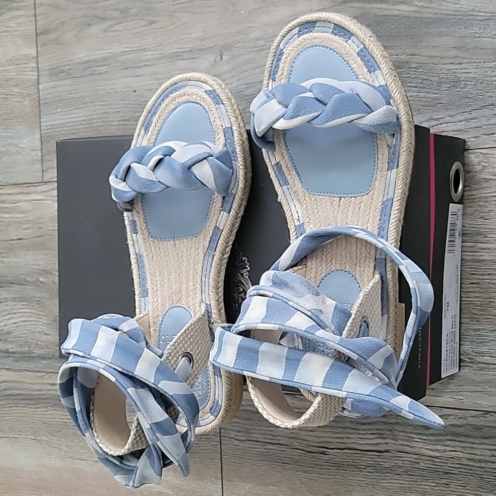 Rare❤️‍🔥VINCE CAMUTO KASTELA in Caribbean blue multi Suede 7 NIB!